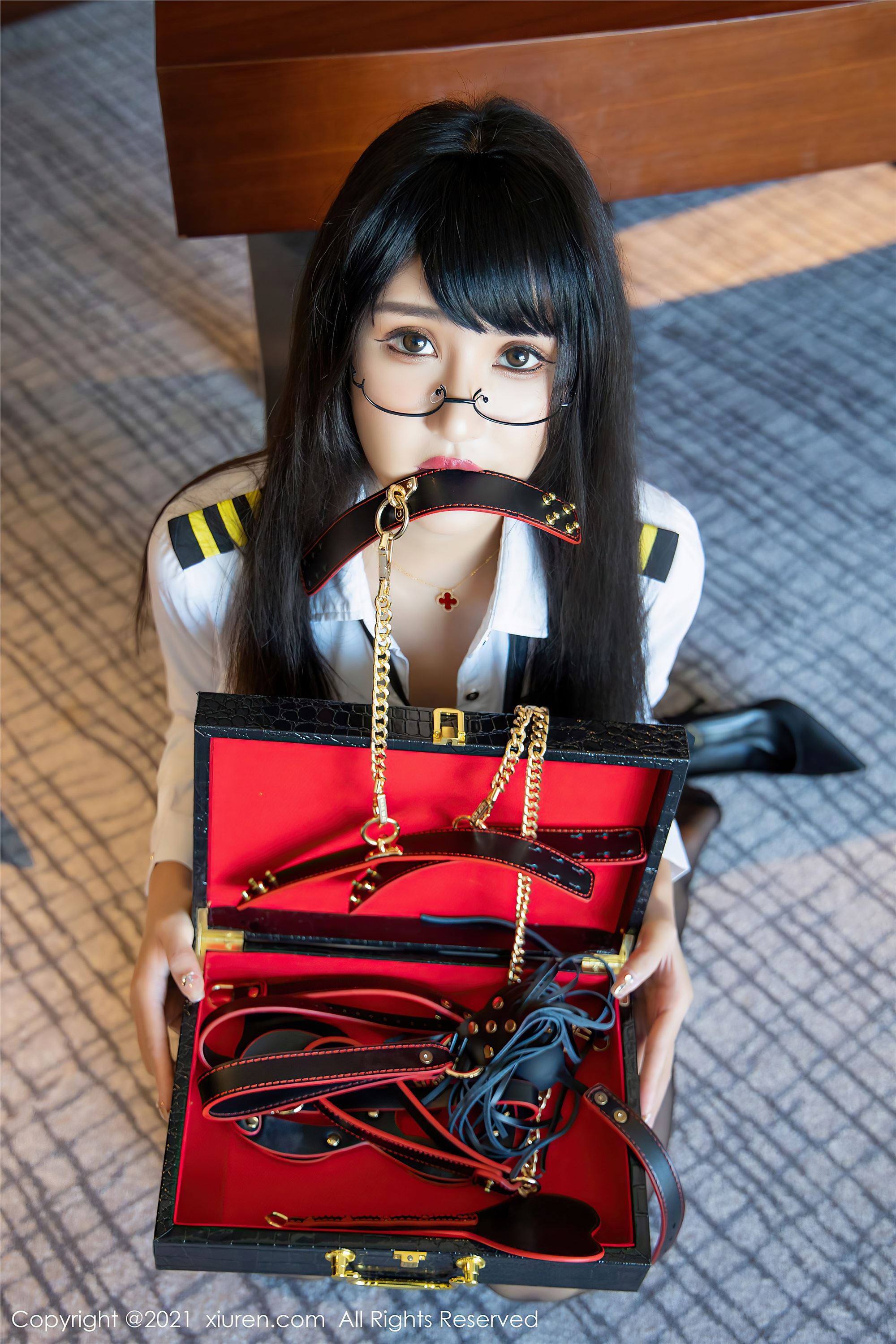 Xiuren秀人网 2021.11.12 NO.4207 Emily尹菲